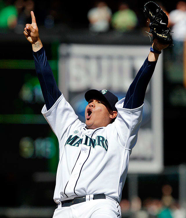 felix-hernandez-celebration.jpg